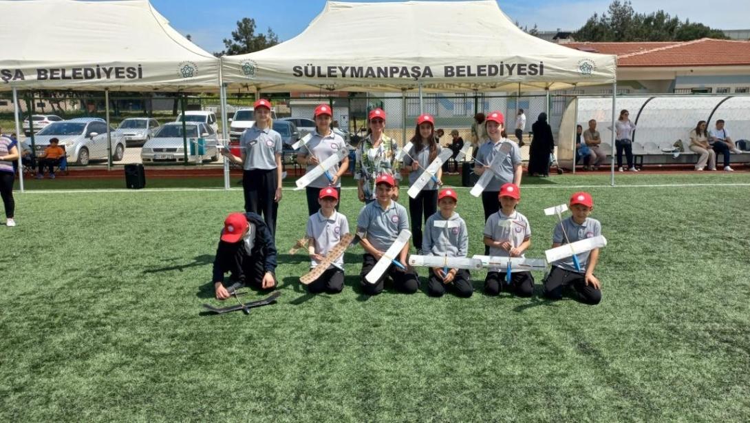 Ata Planör Model Uçak ve Lastik Motorlu Bambino Tipi Model Uçak Yarışmaları Yapıldı